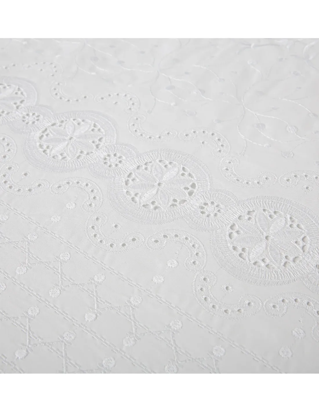 Portugal Natura 240x220 cm - L´artisan algodão percal 200 fios - Bordado Alower C/ ajour Branco