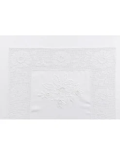 Portugal Natura 170x270 cm - Toalha de mesa de linho bordada C/ crochê a mão Sale