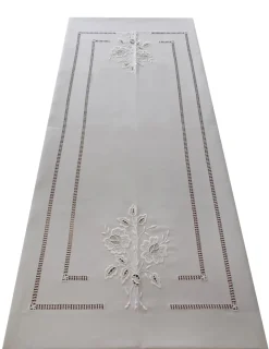 Portugal Natura 175x275 cm Toalha de mesa de linho bordada a mão - bordados da lixa - Toalha Creative Bouquet Outlet