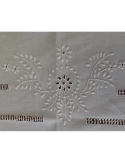 Portugal Natura 180x350 Toalha de mesa de linho bordada a mão - bordados da lixa