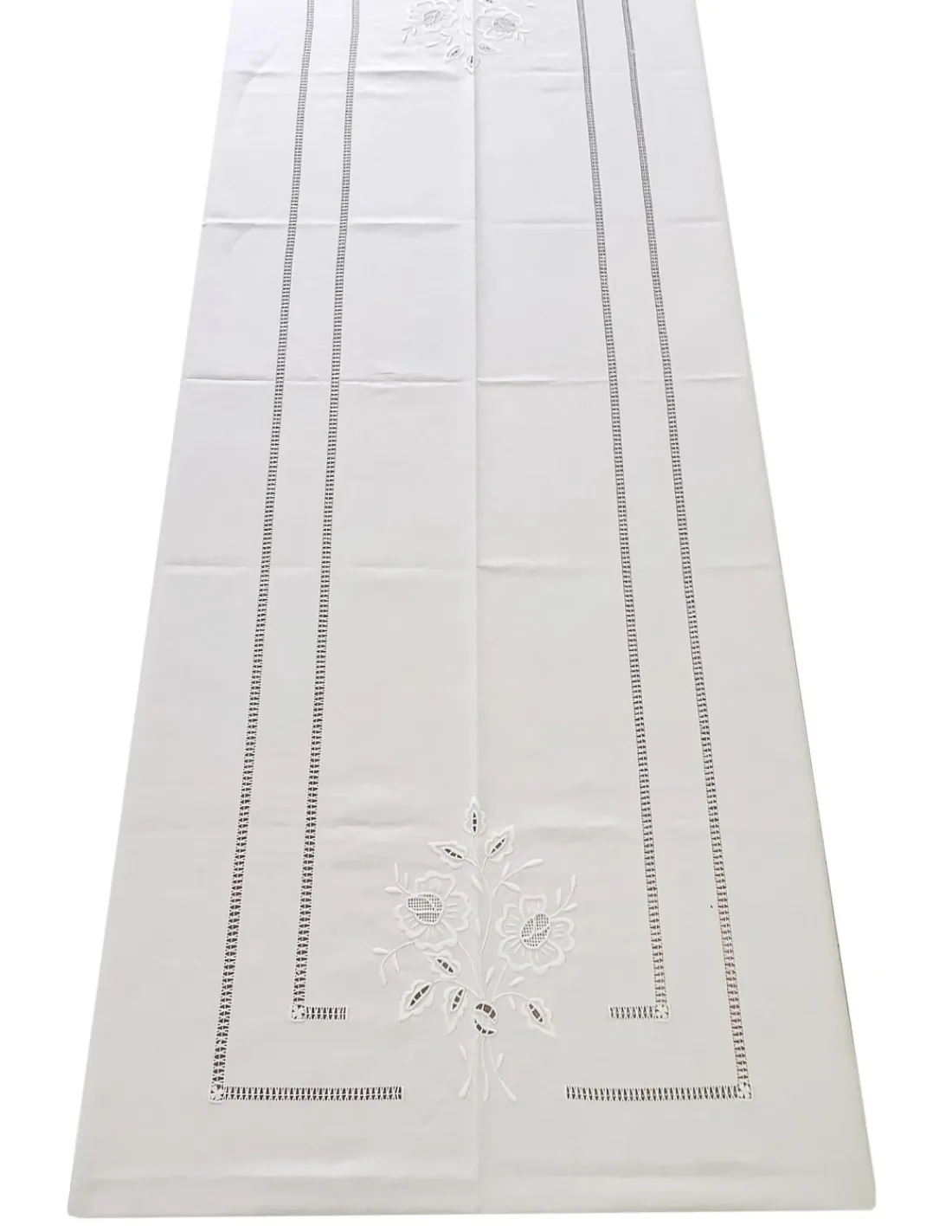 Portugal Natura 180x350 Toalha de mesa de linho bordada a mão - bordados da lixa Creative Rosemary 2021 Outlet