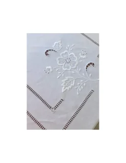 Portugal Natura 170x350 Toalha de mesa de linho bordada a mão - Bordados richelieu C/ Flor Branco Best